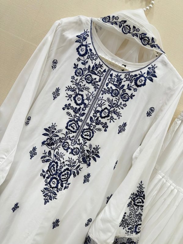 Code-0092 Hania Aamir vibes in timeless white _ blue 🤍💙_For price _ details_ comment ❤️ and we_ll DM you___This viral Farshi Salwar suit is your _4.jpg White Georgette A59